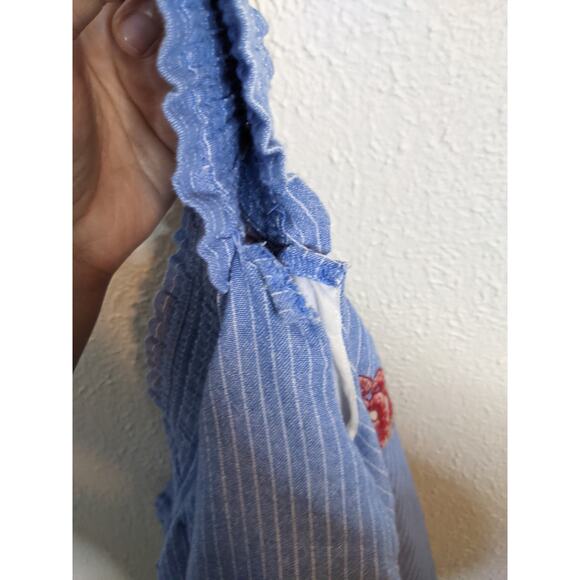 Boho J by JOA Off Shoulder Chambray Embroidered Crop Top Size S Babydoll Floral - Picture 4 of 7